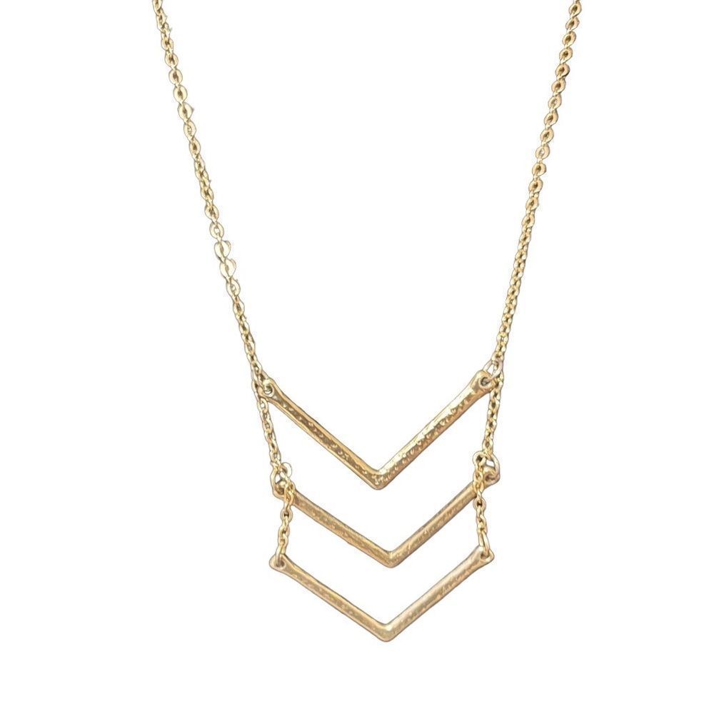 Delicate gold plated chevron necklace - excellent condition!